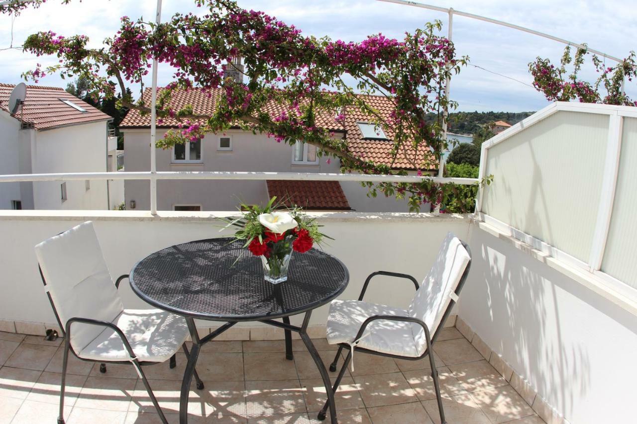 Apartmani Surlin Hvar Town Exterior foto
